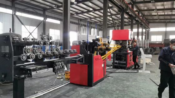 18000kg Máquina de Soldadura Automática 400-500A Corrente de Soldadura