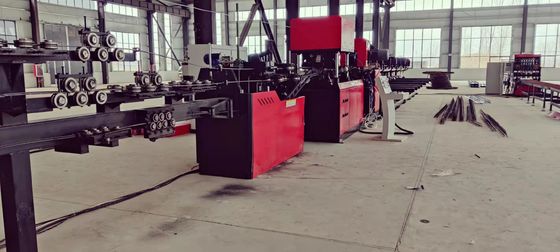 Máquina de Soldadura de Barras de Aço de Controle PLC 7.5kw Altura de Soldadura 70-270mm