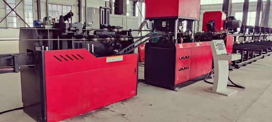 Máquina de soldar tubos quadrados com material de soldadura