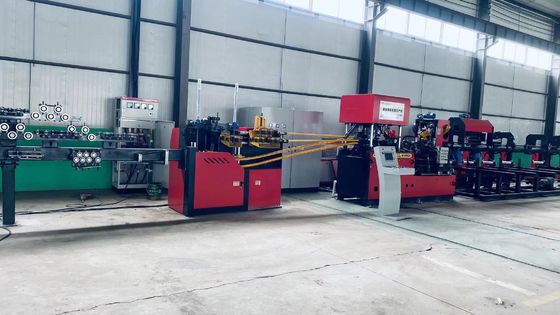 Máquina de soldadura de treliças de 18000 kg concebida para treliças de 47000x3000x3500 mm